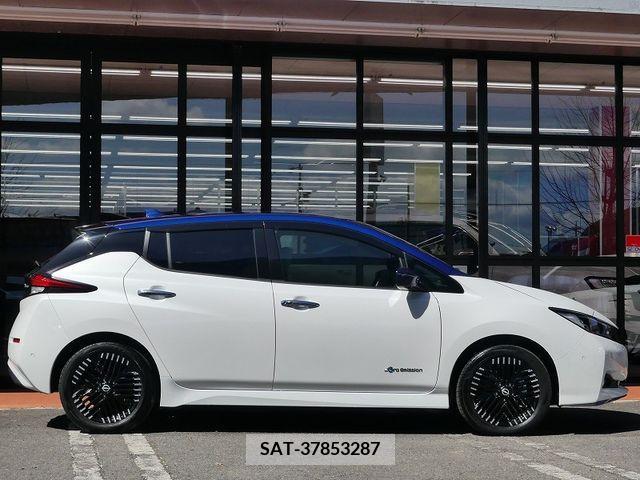Nissan LEAF 2023-02 219439-6