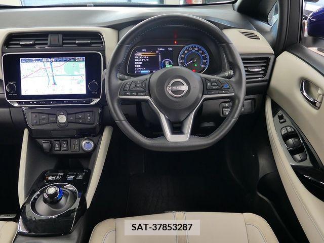 Nissan LEAF 2023-02 219439-10
