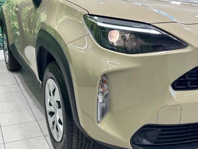 Toyota YARIS CROSS 2023-03 186916-12
