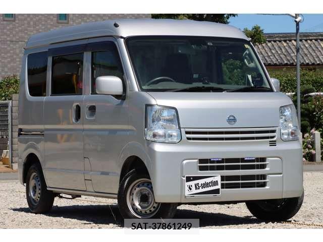 Nissan CLIPPER 2018-05 384089-2