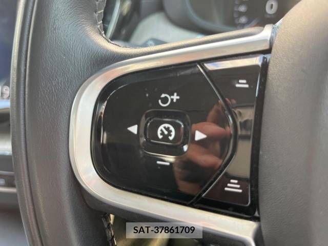 Volvo XC60 2019-09 385695-8