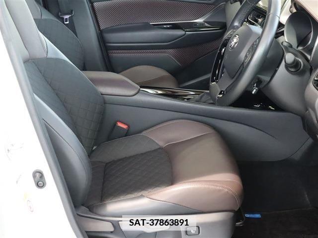 Toyota C-HR 2019-03 346832-12