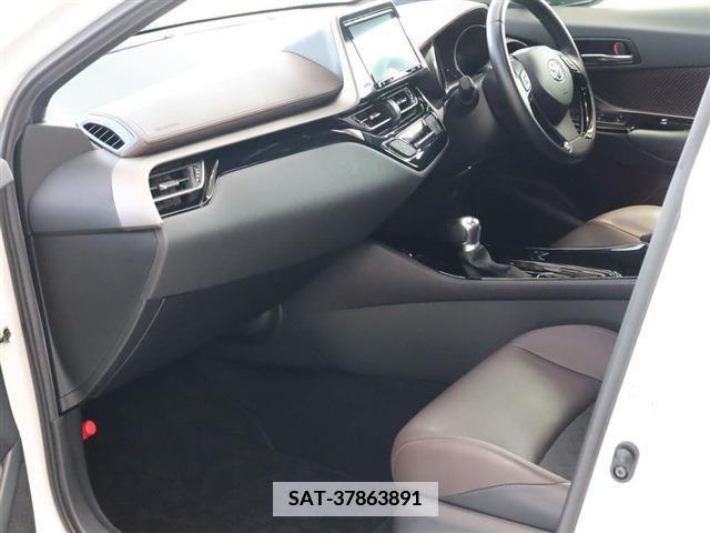 Toyota C-HR 2019-03 346832-13