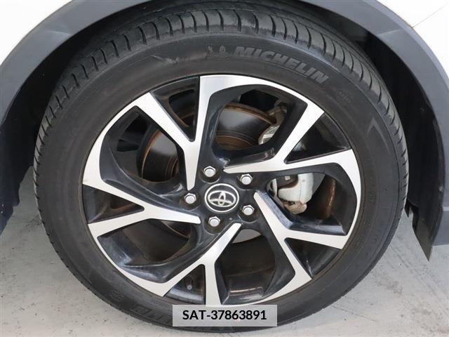 Toyota C-HR 2019-03 346832-7