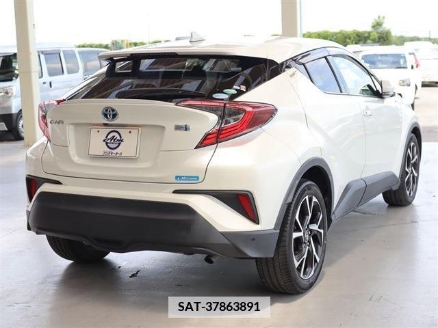 Toyota C-HR 2019-03 346832-6