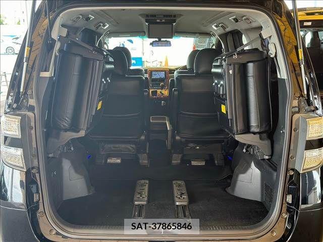 Toyota VELLFIRE 2010-04 349625-8
