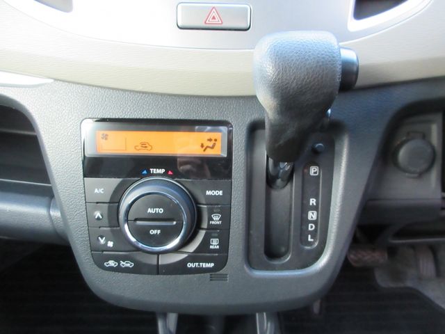 Suzuki WAGON R 2013-04 184094-23