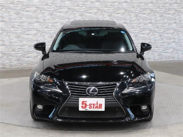 Lexus IS 2014-09 16743-7