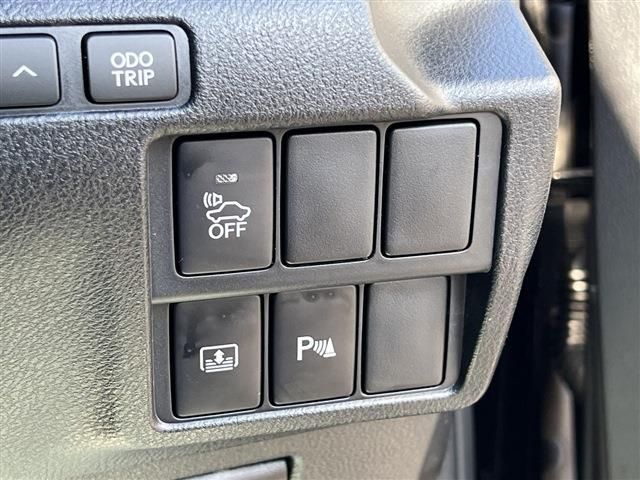 Lexus IS 2014-09 16743-14