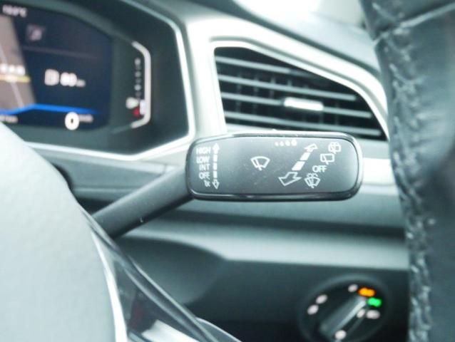 VolksWagen T-ROC 2020-11 189547-18