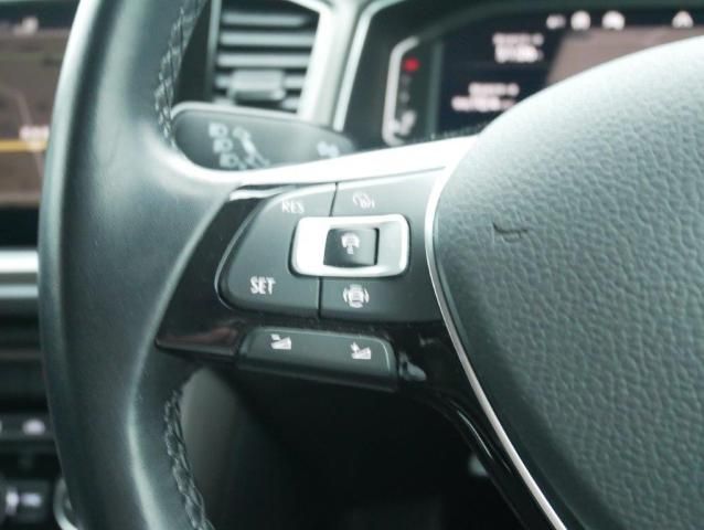 VolksWagen T-ROC 2020-11 189547-15