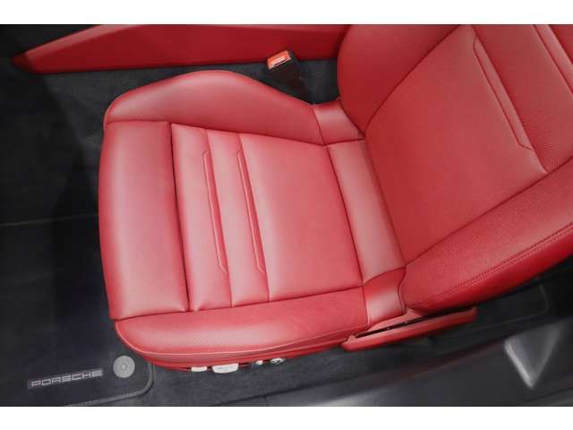 Porsche PANAMERA 2017-09 190885-10