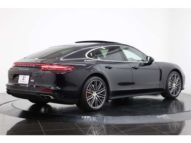 Porsche PANAMERA 2017-09 190885-19