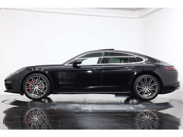 Porsche PANAMERA 2017-09 190885-18