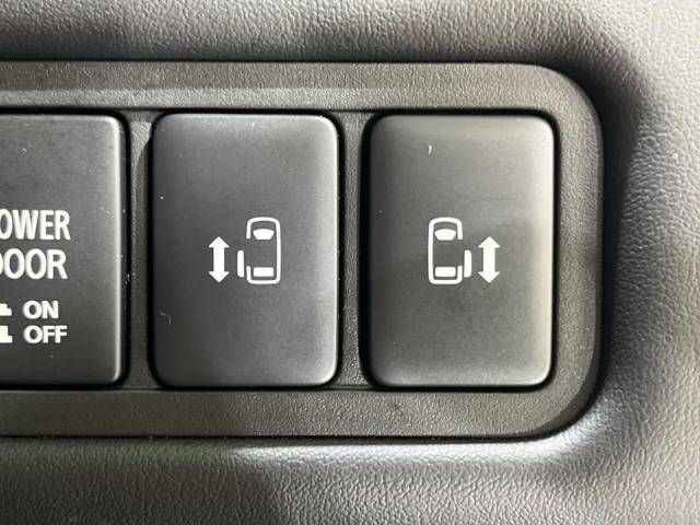 Mitsubishi DELICA D5 2023-05 180453-6