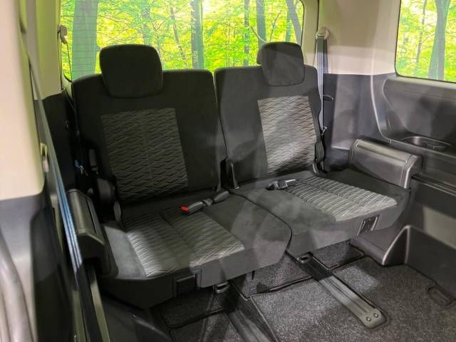 Mitsubishi DELICA D5 2023-05 180453-9