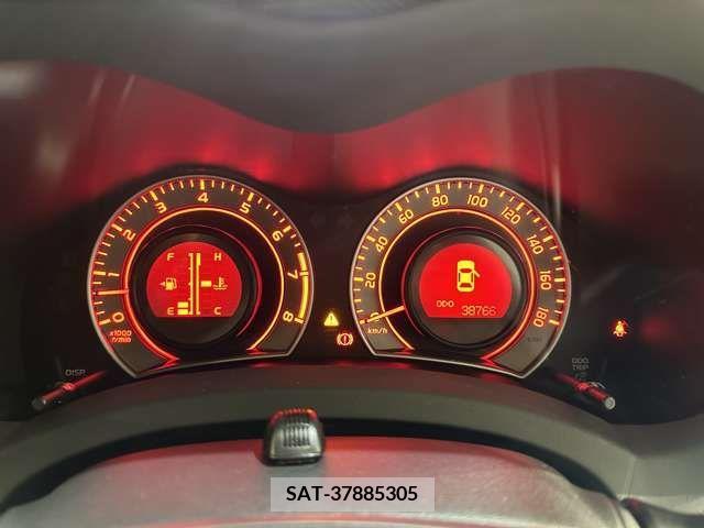 Toyota AURIS 2010-06 261497-14