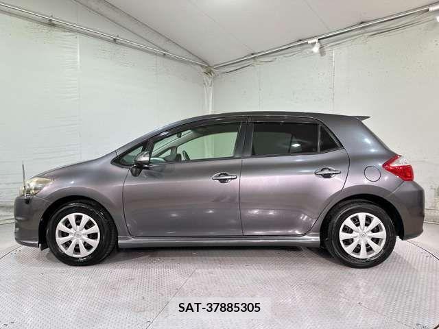 Toyota AURIS 2010-06 261497-11