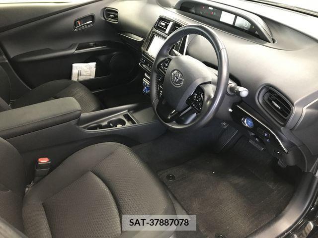 Toyota PRIUS 2020-02 281914-8