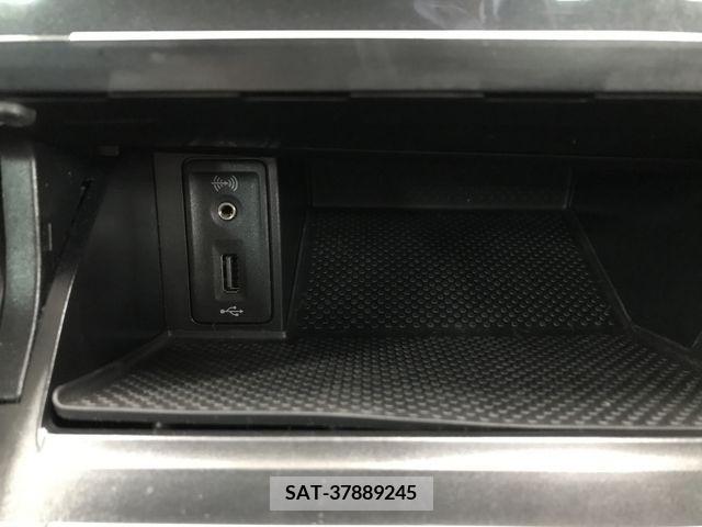 VolksWagen GOLF 2018-08 242645-16