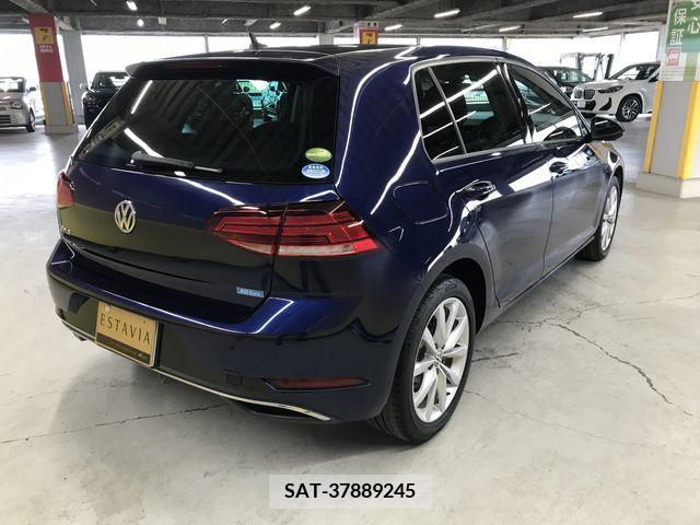 VolksWagen GOLF 2018-08 242645-2