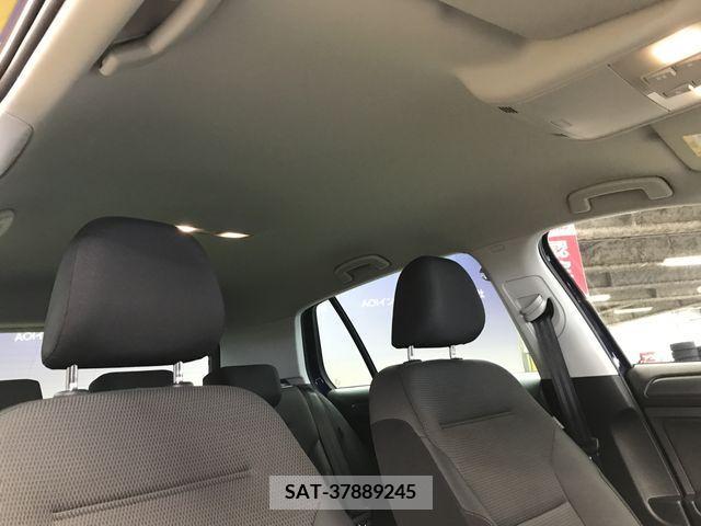VolksWagen GOLF 2018-08 242645-26