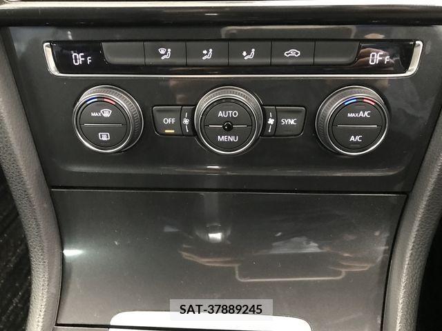 VolksWagen GOLF 2018-08 242645-15