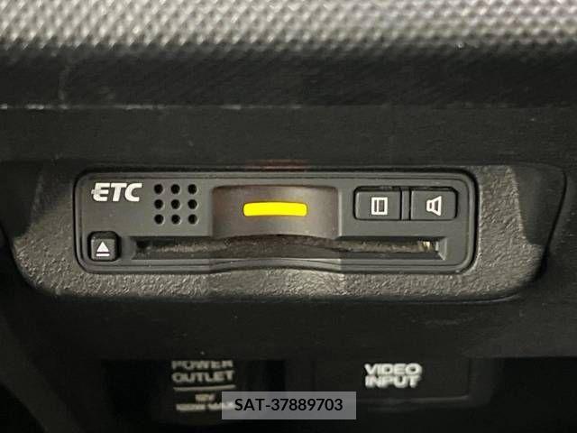 Honda FREED SPIKE 2013-02 303966-1