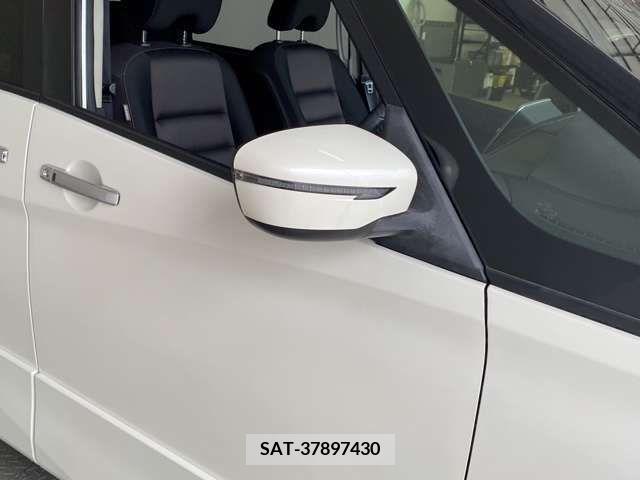 Nissan SERENA 2016-11 284273-18