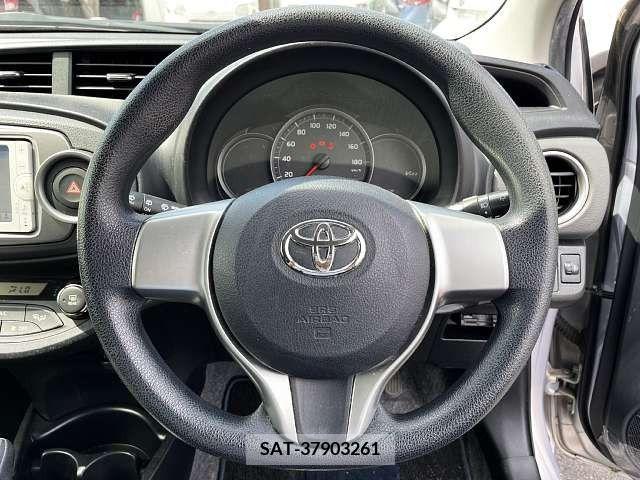 Toyota VITZ 2012-09 378040-4