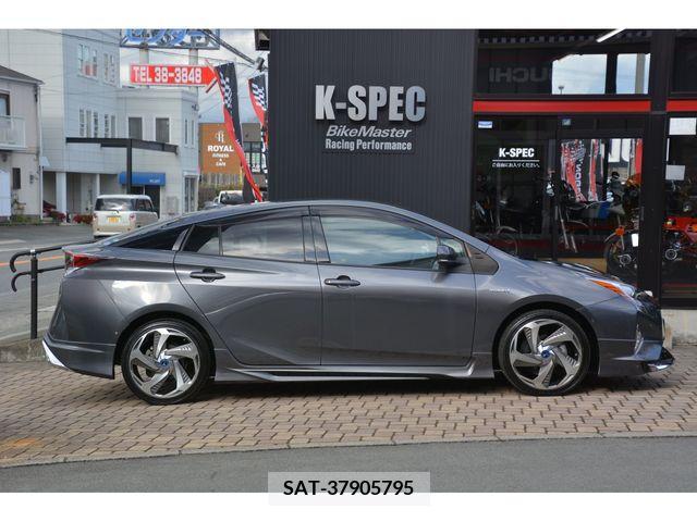 Toyota PRIUS 2018-11 218832-3