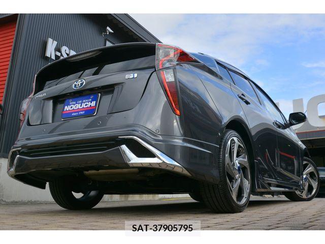 Toyota PRIUS 2018-11 218832-4