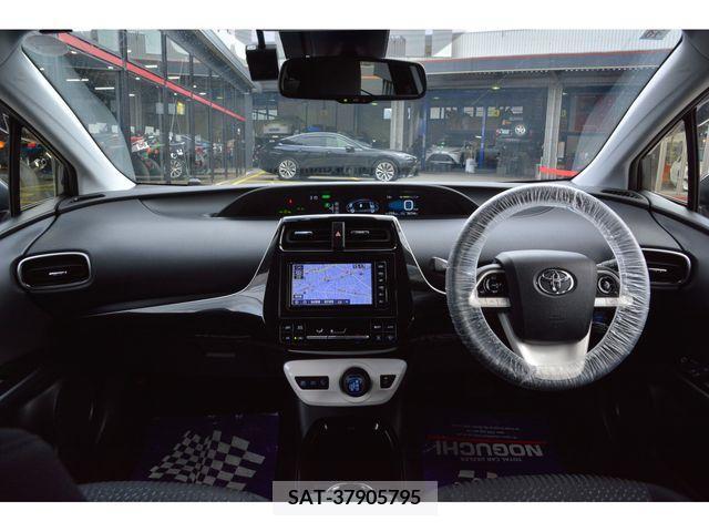 Toyota PRIUS 2018-11 218832-6