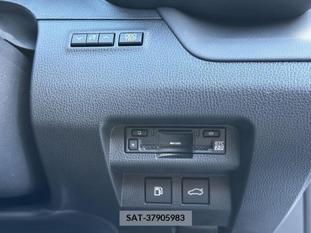Toyota CROWN 2023-07 203534-11