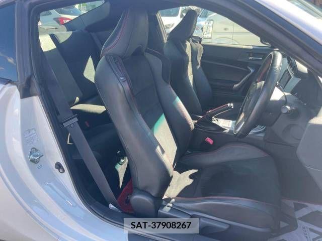 Subaru BRZ 2013-02 389837-8