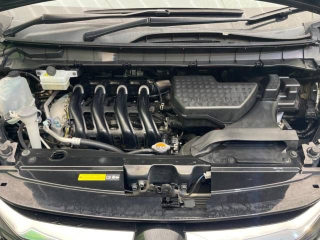 Nissan SERENA 2017-04 186336-19