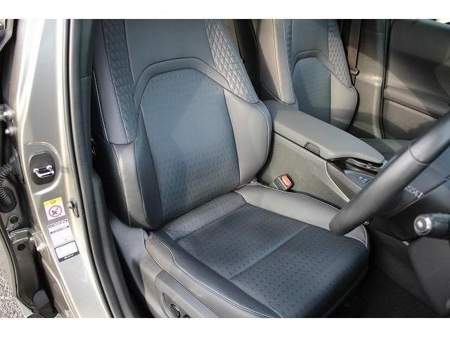 Lexus UX 2018-12 23298-12