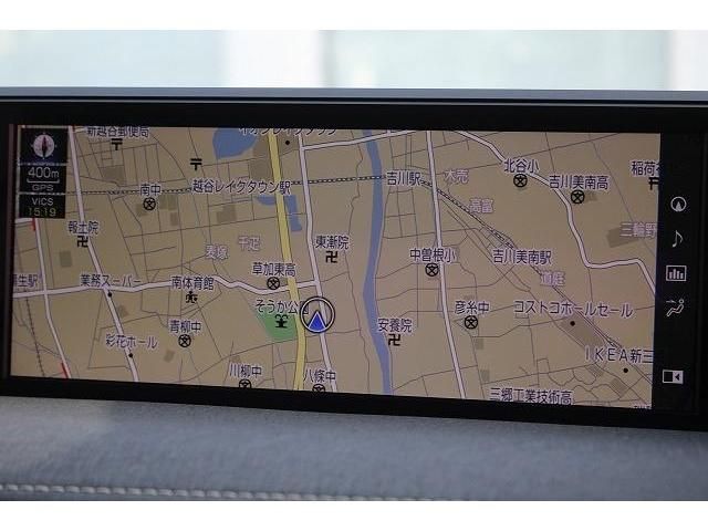 Lexus UX 2018-12 23298-1