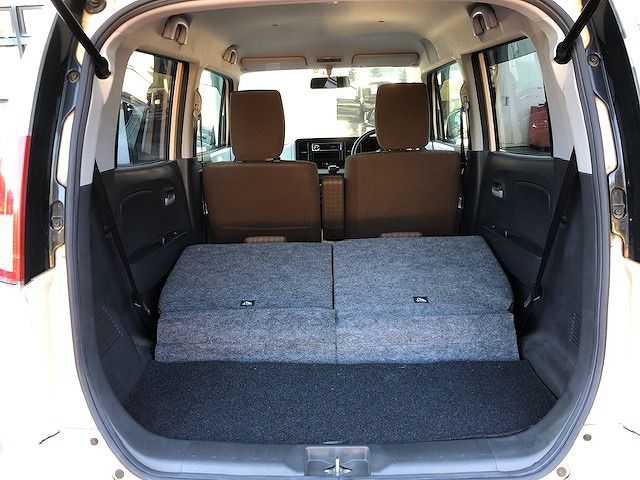 Nissan MOCO 2012-11 14370-21
