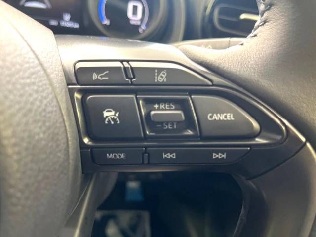 Toyota YARIS CROSS 2023-06 12152-3