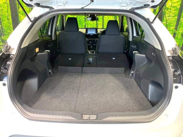 Toyota YARIS CROSS 2023-06 12152-11