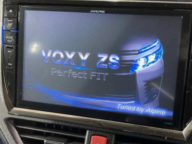 Toyota VOXY 2014-05 13314-2