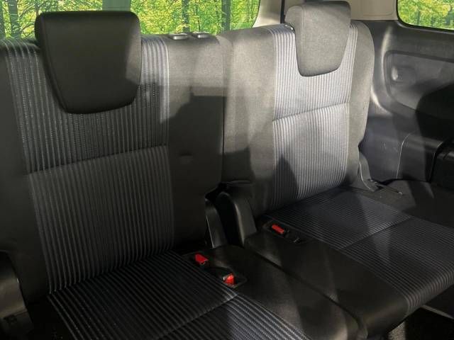 Toyota VOXY 2014-05 13314-9