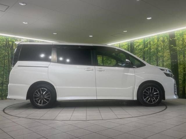 Toyota VOXY 2014-05 13314-17