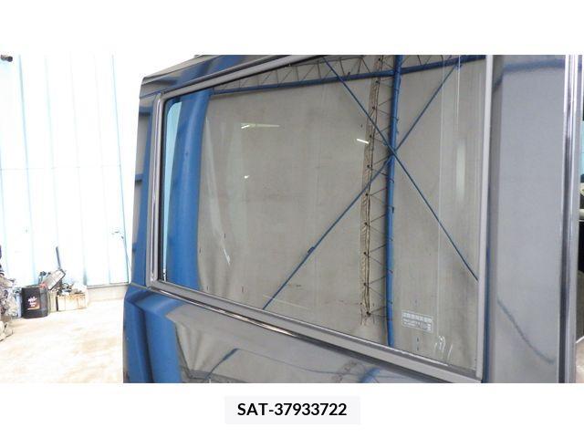 Suzuki EVERY 2023-04 245072-17