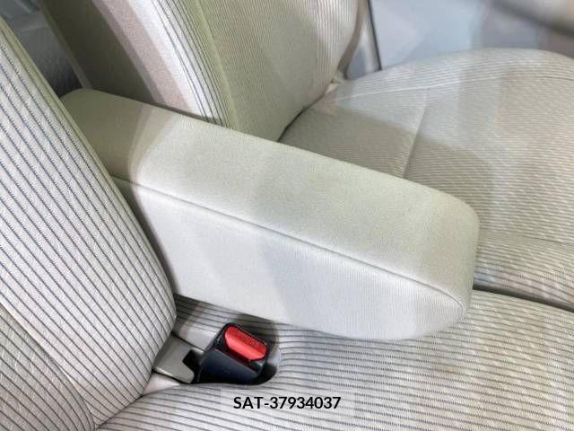 Nissan DAYZ 2015-02 390345-7