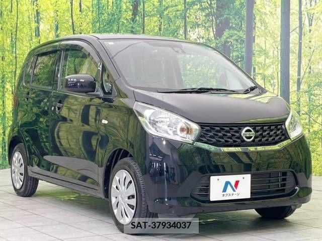 Nissan DAYZ 2015-02 390345-16