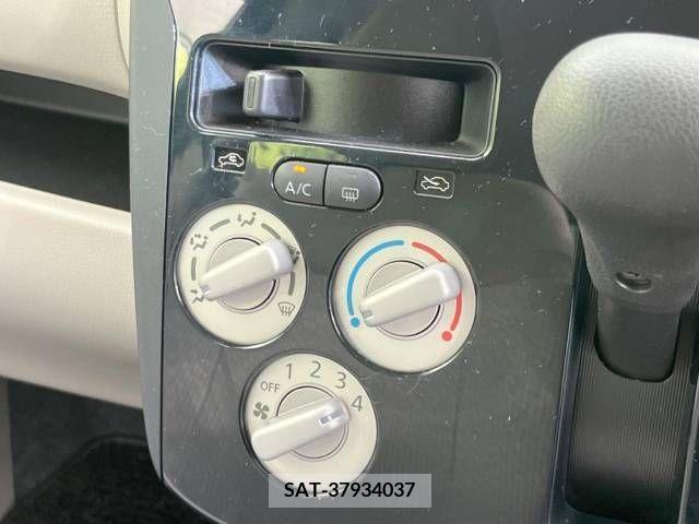 Nissan DAYZ 2015-02 390345-5