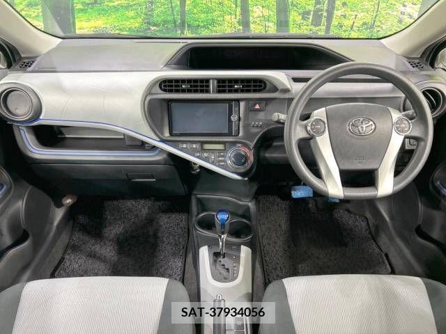 Toyota AQUA 2014-05 293358-1