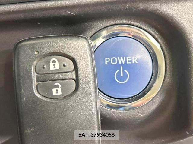 Toyota AQUA 2014-05 293358-4